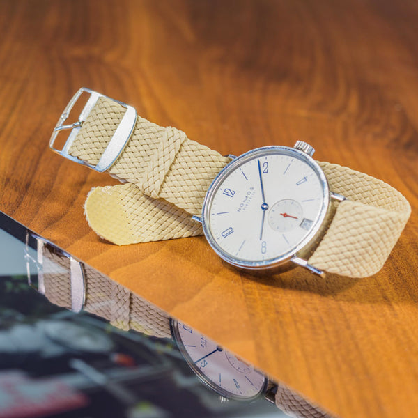 Negozio di orologi monocromatici | Perlon Strap - Sabbia